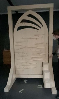 Spieltuer 02
